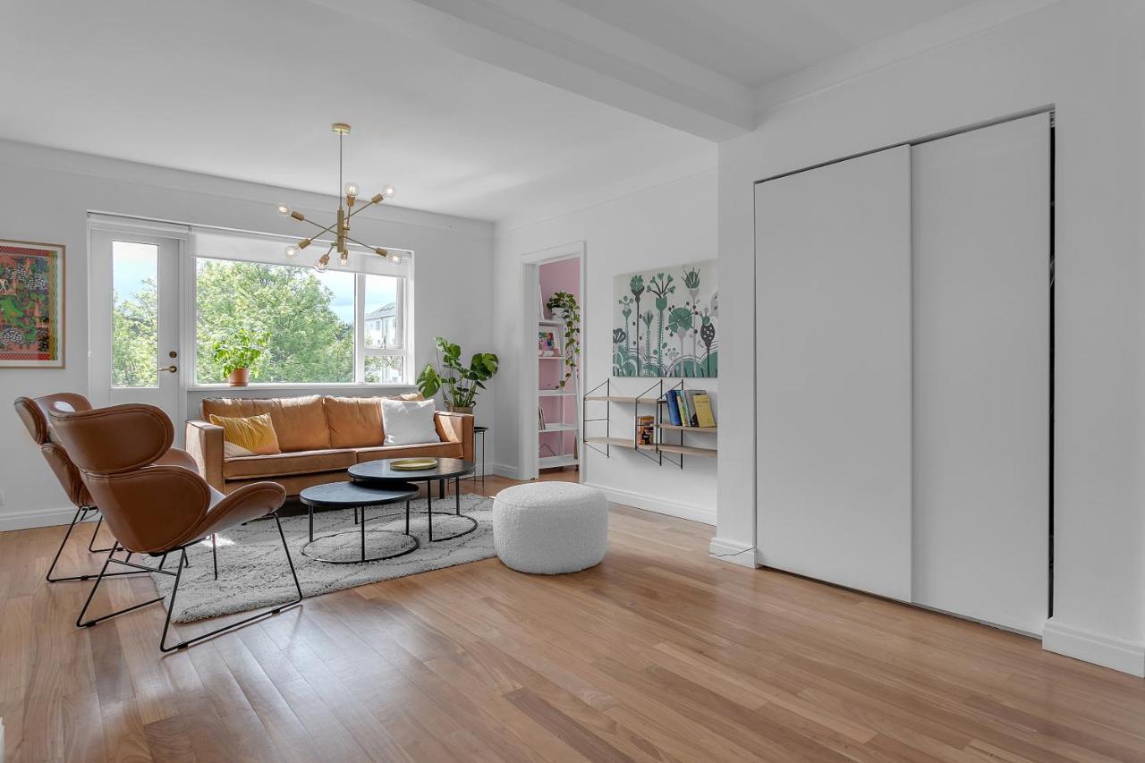 Spacious 4 Bedroom Apt - Ideal Location Reiquiavique