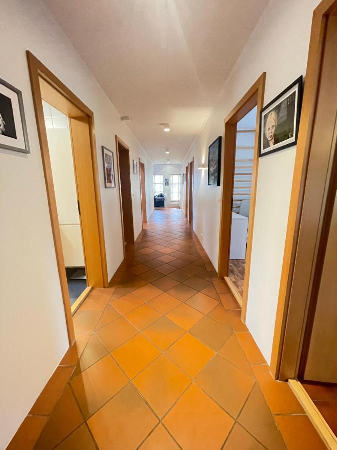Spacious And Cozy 4 Bedroom House In Ferienhaus
