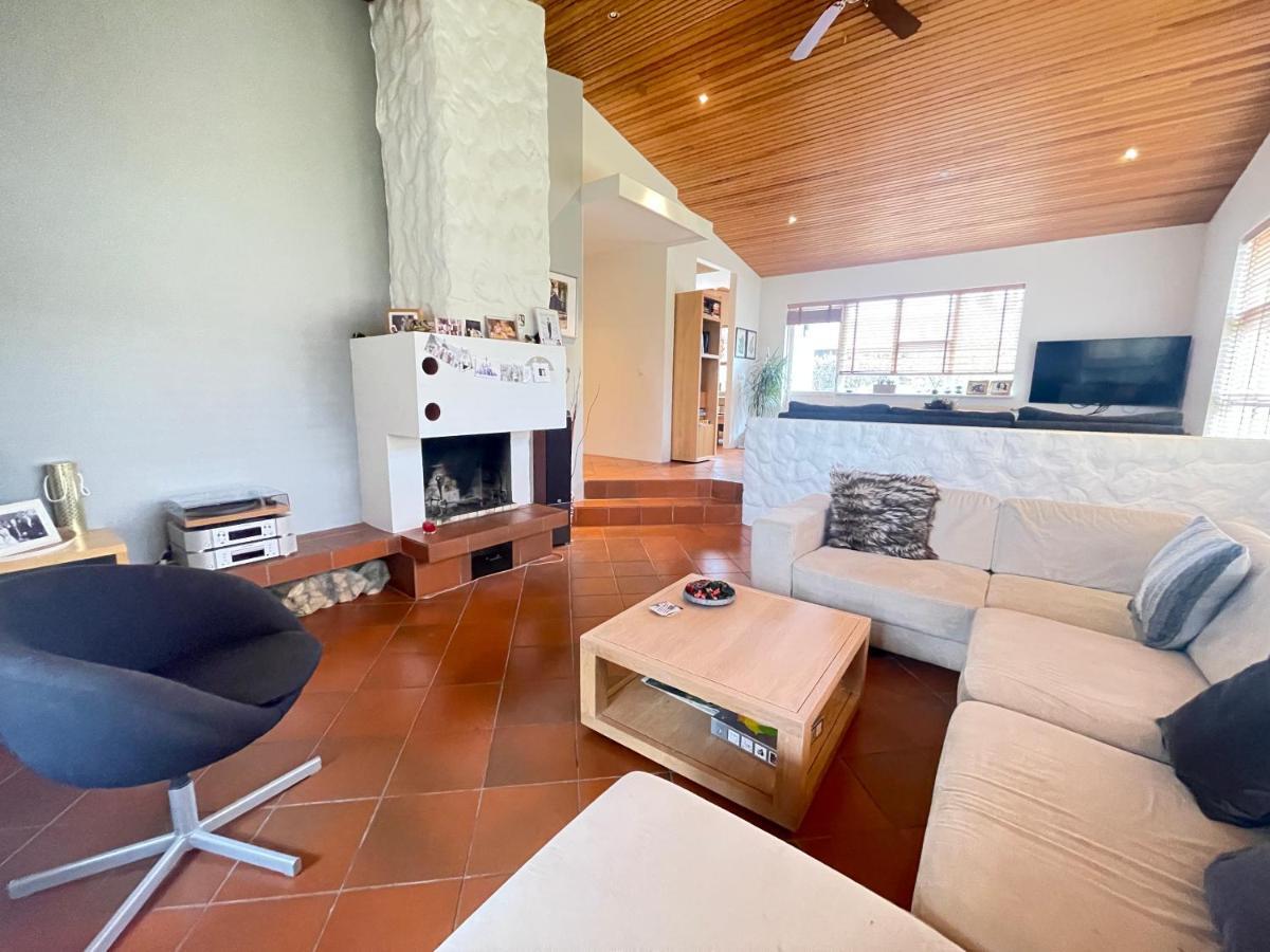 Spacious And Cozy 4 Bedroom House In Ferienhaus Reykjavík