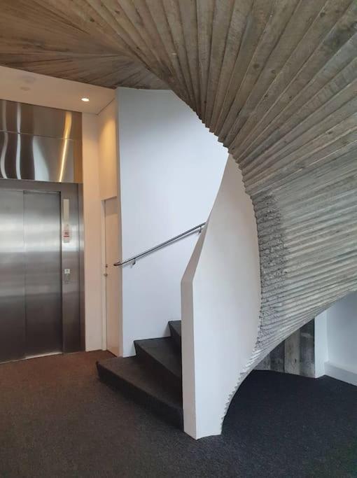 Apartment 1-bedroom By Center, Free Parking Reykjavik