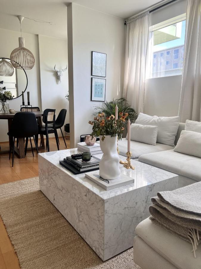 S8 - Cozy 2 Bedroom In *