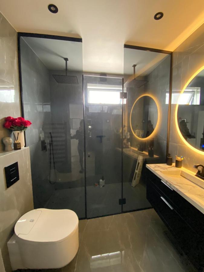 Luxury With Gym And Sauna *