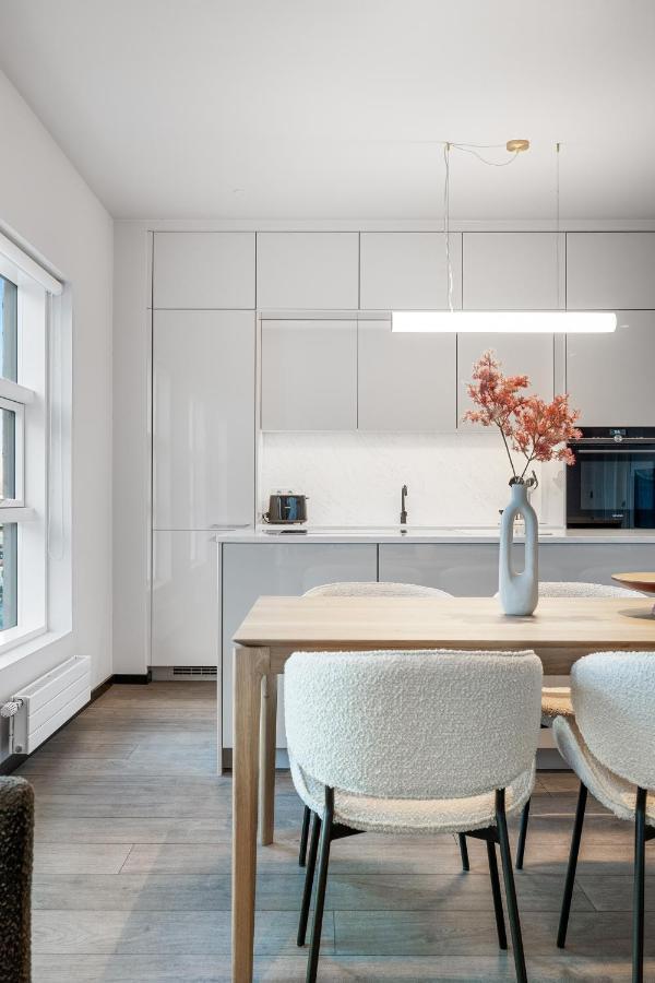 Apartamento Harbour Lux 3br & 2ba In The Heart Of The With Free Parking *