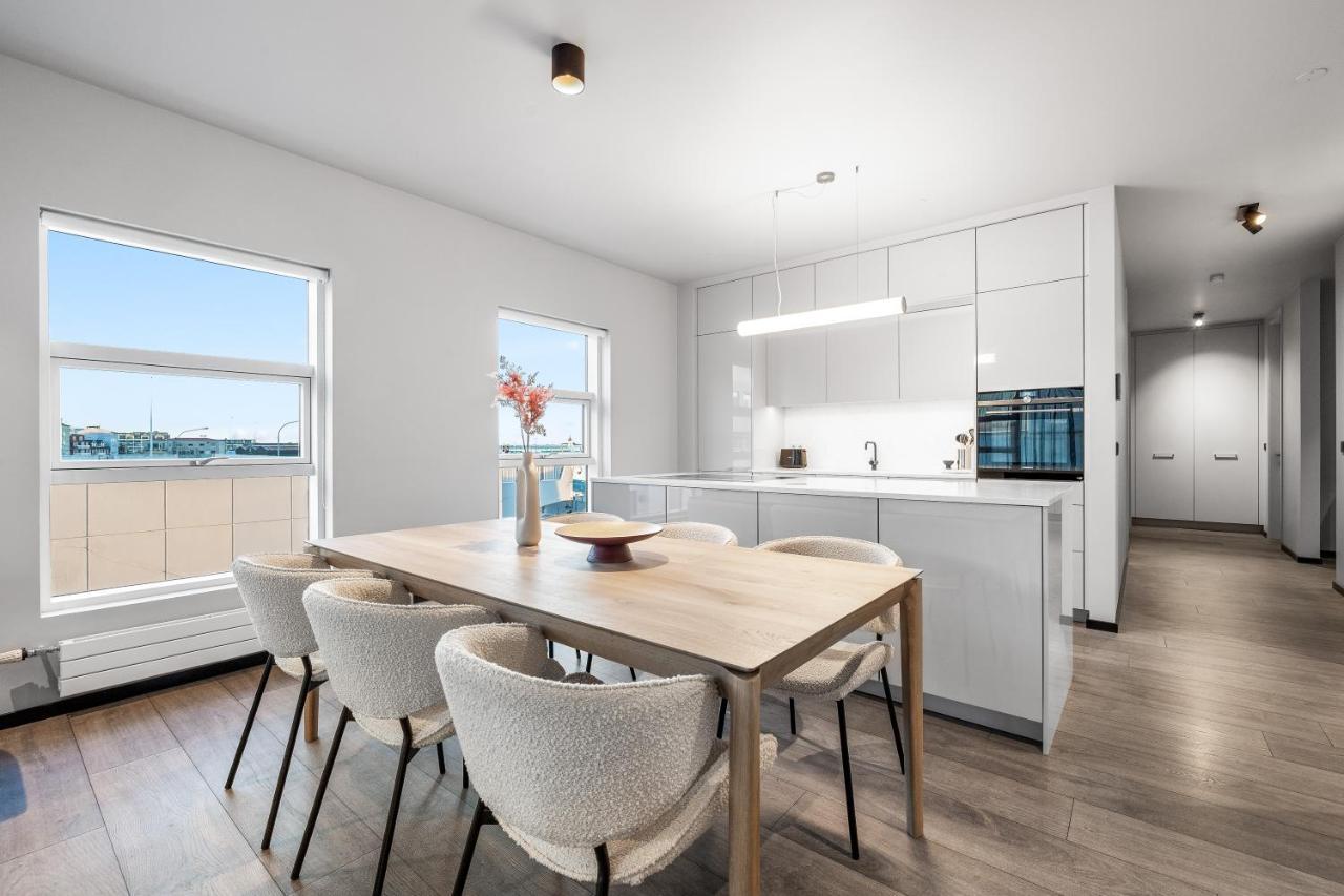 Harbour Lux 3br & 2ba In The Heart Of The With Free Parking Apartamento