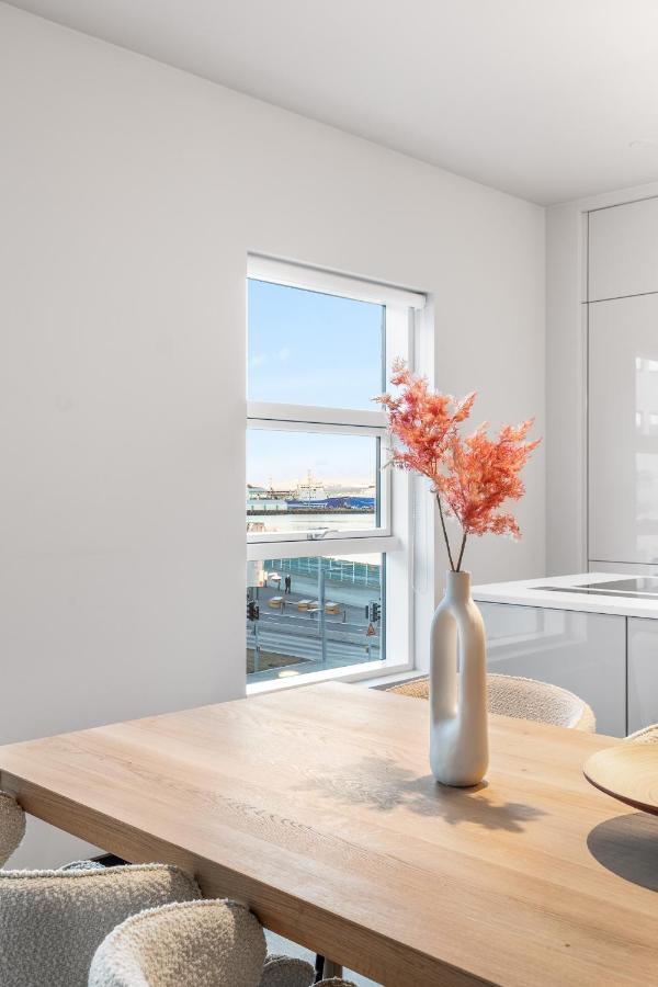 Apartamento Harbour Lux 3br & 2ba In The Heart Of The With Free Parking Reikiavik