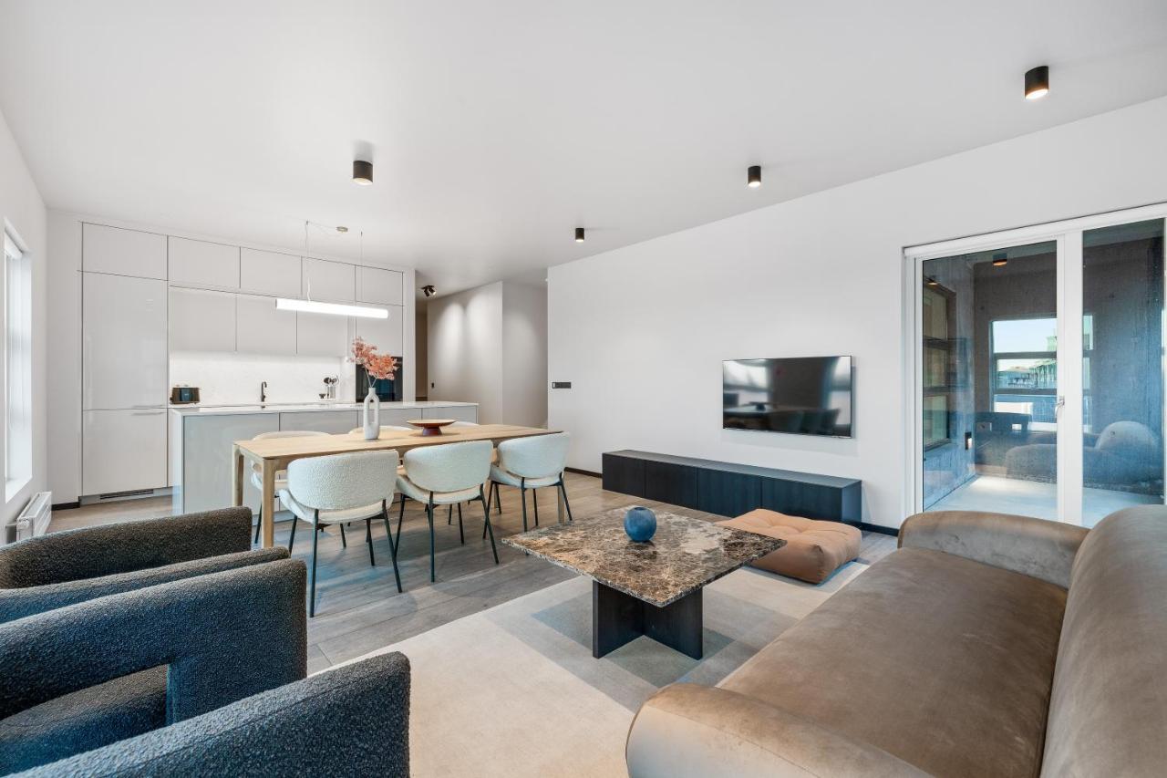 Harbour Lux 3br & 2ba In The Heart Of The With Free Parking Apartamento