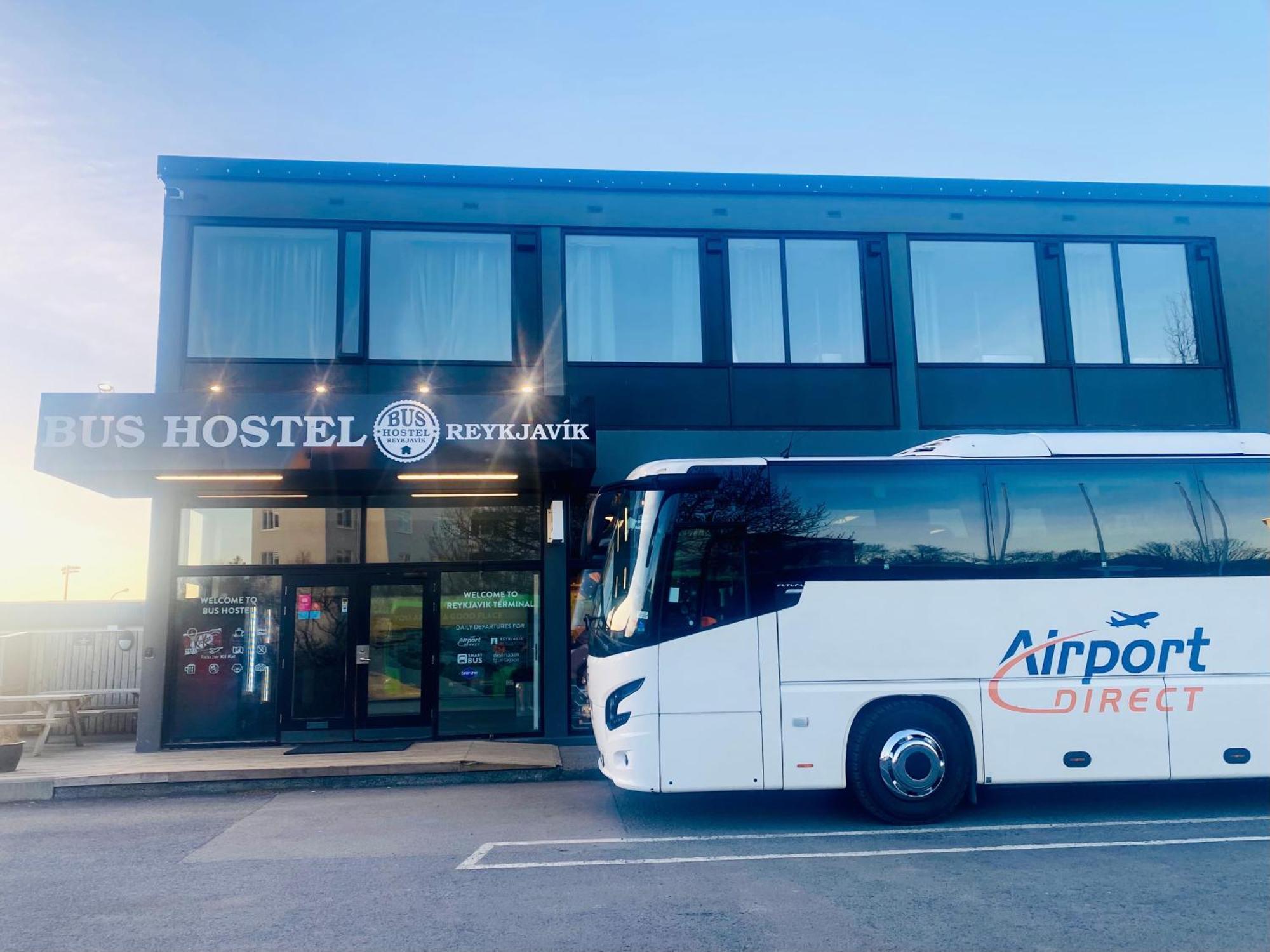 Bus - Terminal * Reikiavik