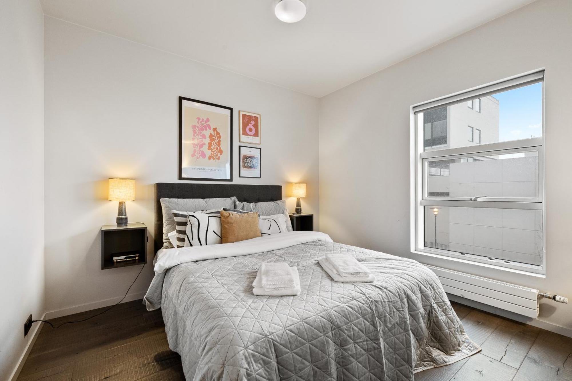 Apartamento Vibrant Hafnatorg I Spacious With Expansive Garage Reikiavik