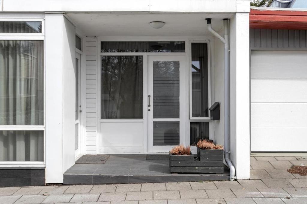 Downtown Chic Apartment Reykjavik