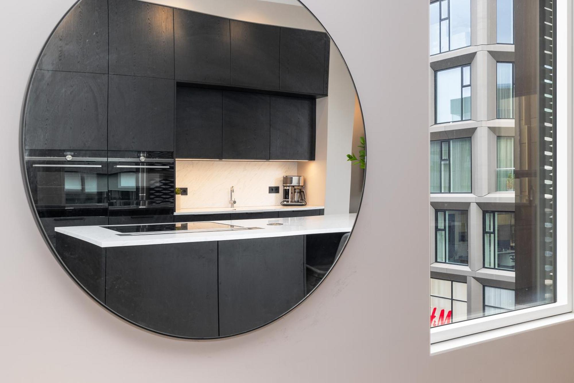 Apartment Desirable Penthouse In Reykjavik