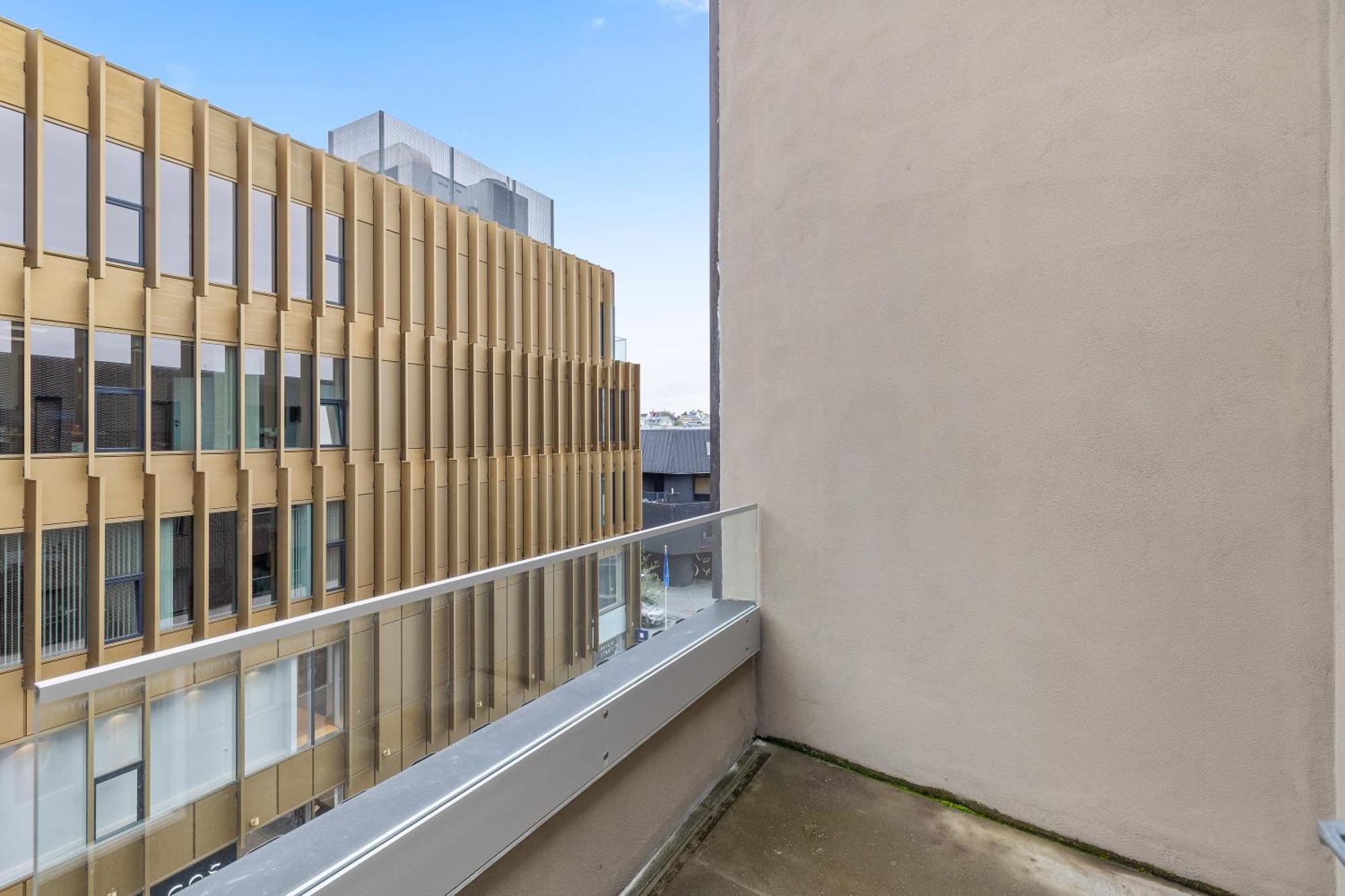 Desirable Penthouse In *