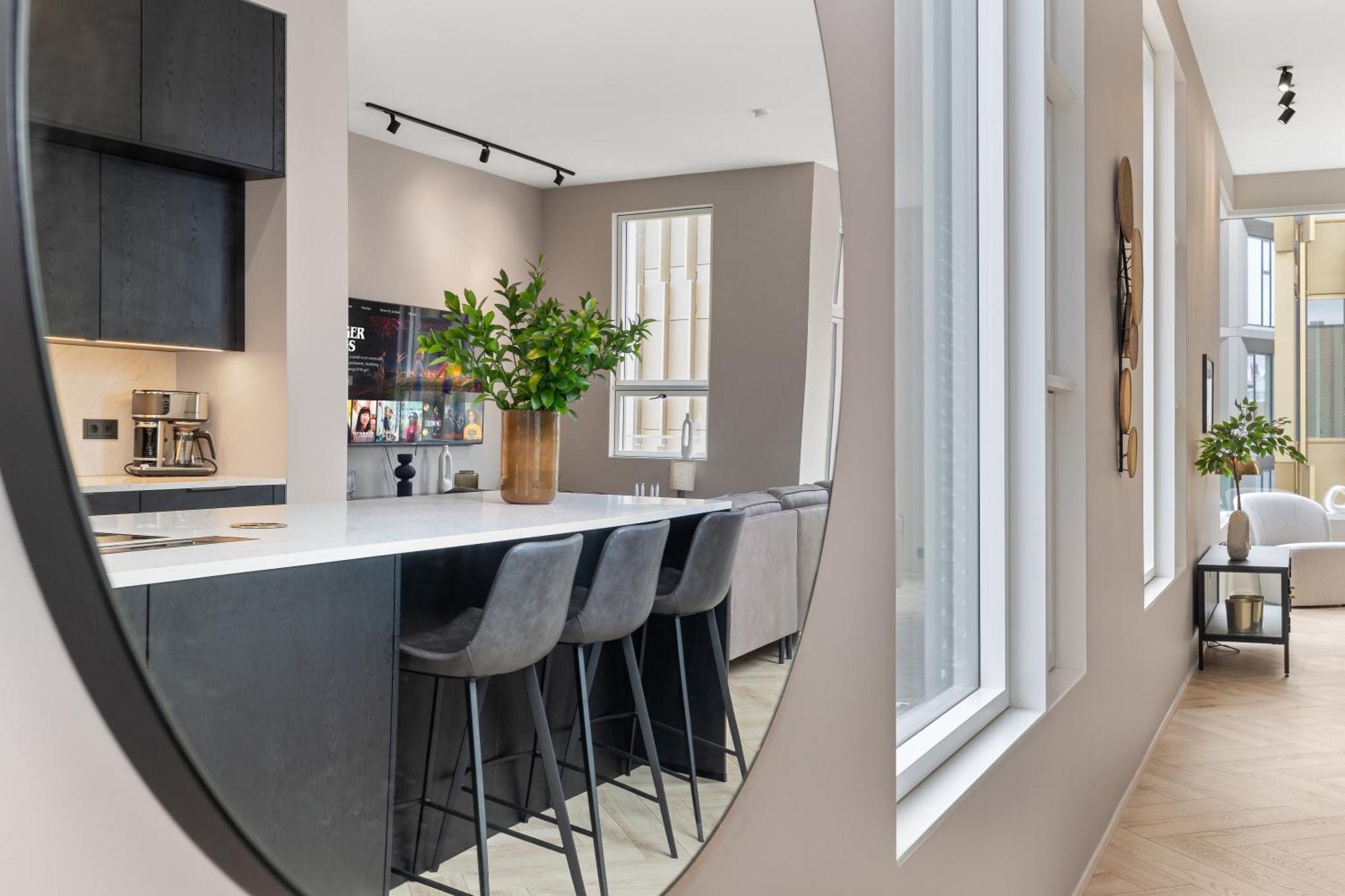 Apartment Desirable Penthouse In