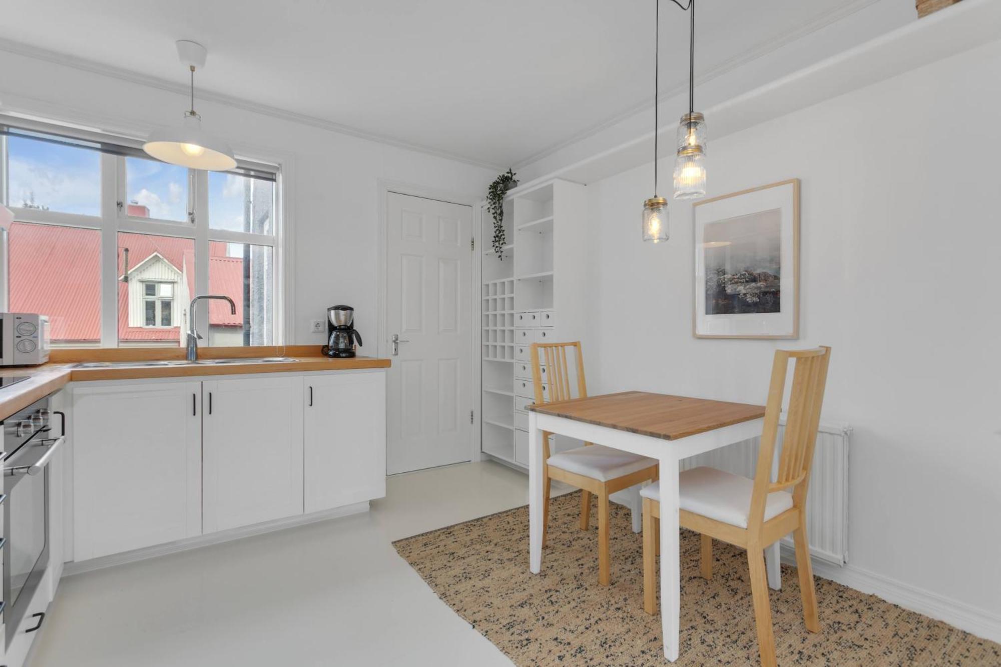Charming 1br In Downtown