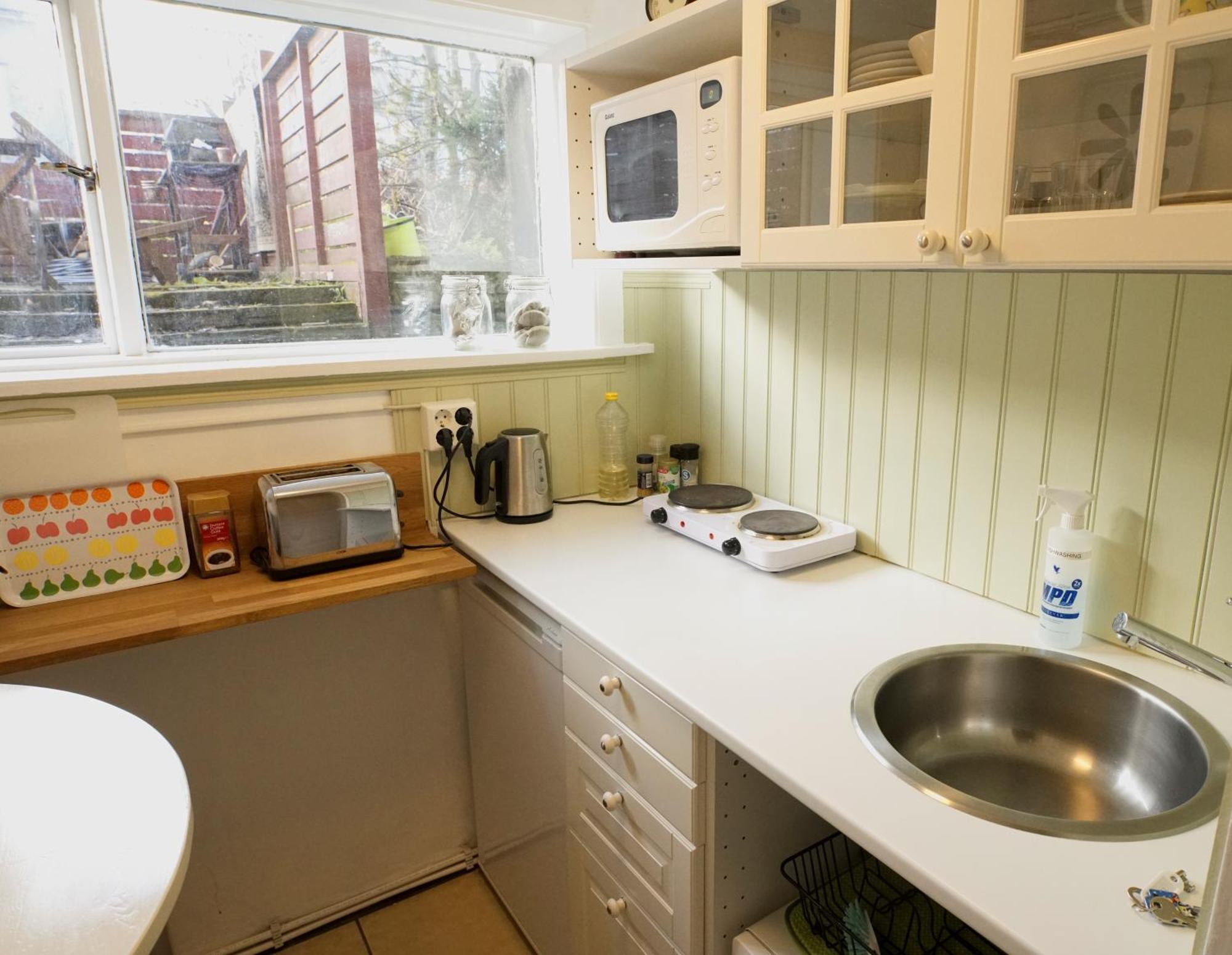 Main Street X-small, Ensuite Bathroom And Own Kitchen Apartamento Reiquiavique