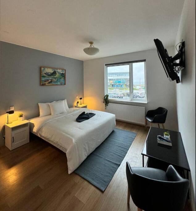 Comfort And Elegance In Downtown, Reikiavik
