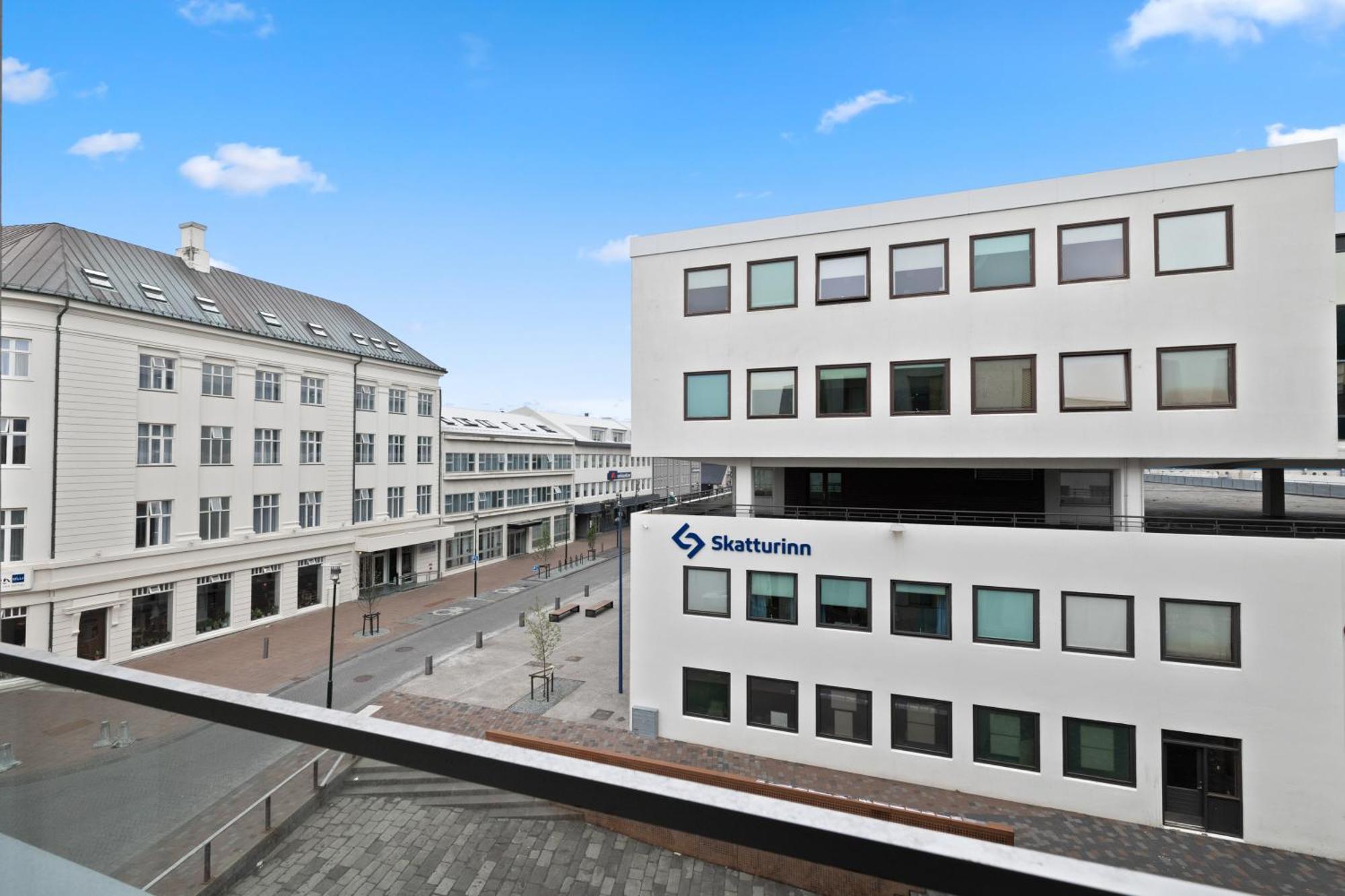 Apartamento Vibrant Hafnatorg I Spacious With Expansive Garage Reikiavik