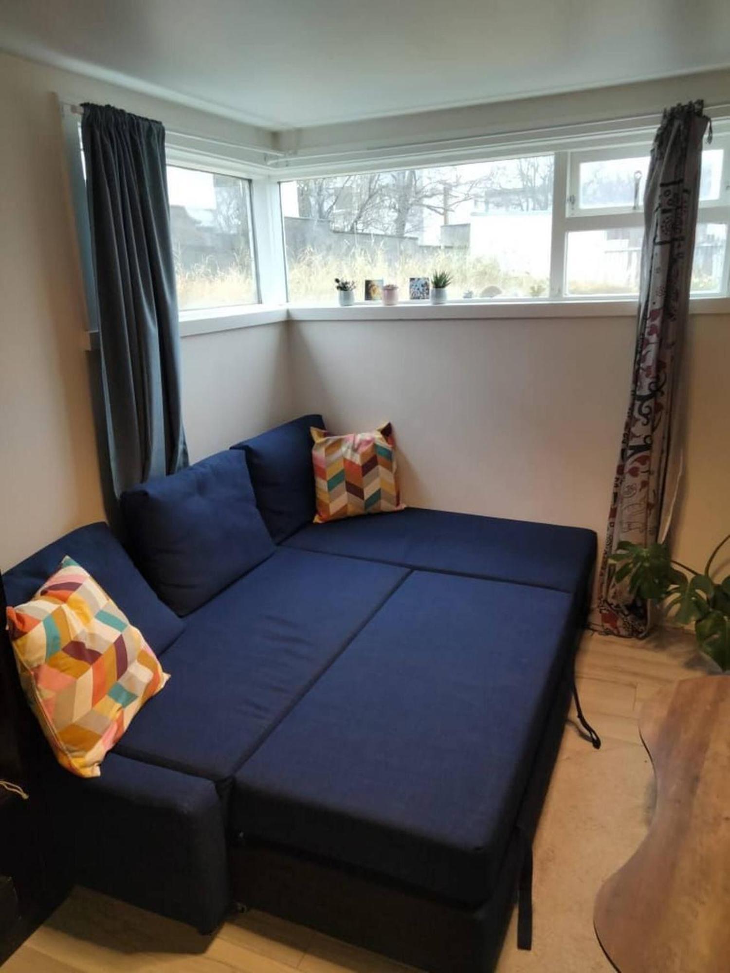 Cozy Close To Downtown *