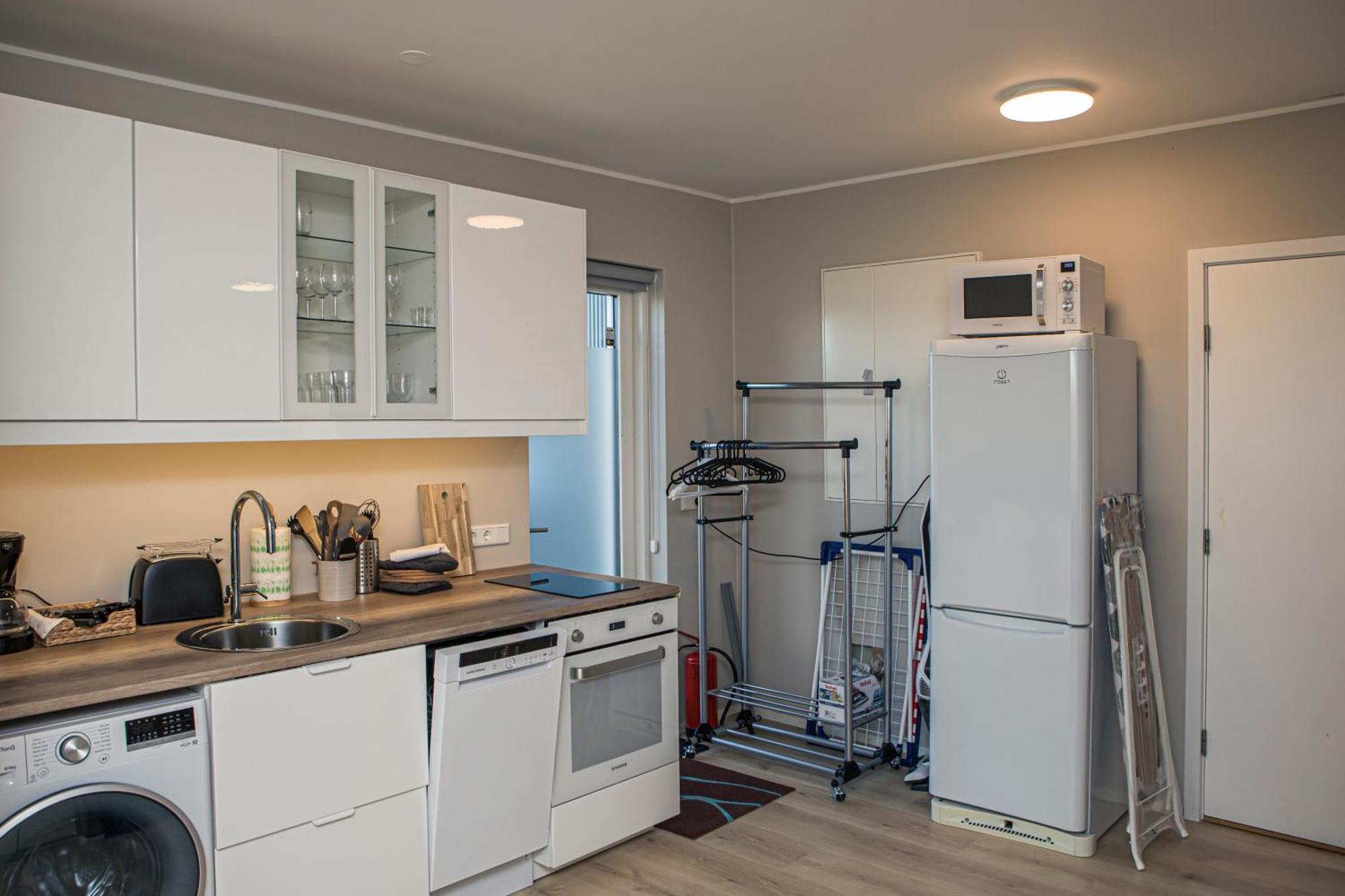 Cosy Modern Apartment In Kopavogur Apartment *