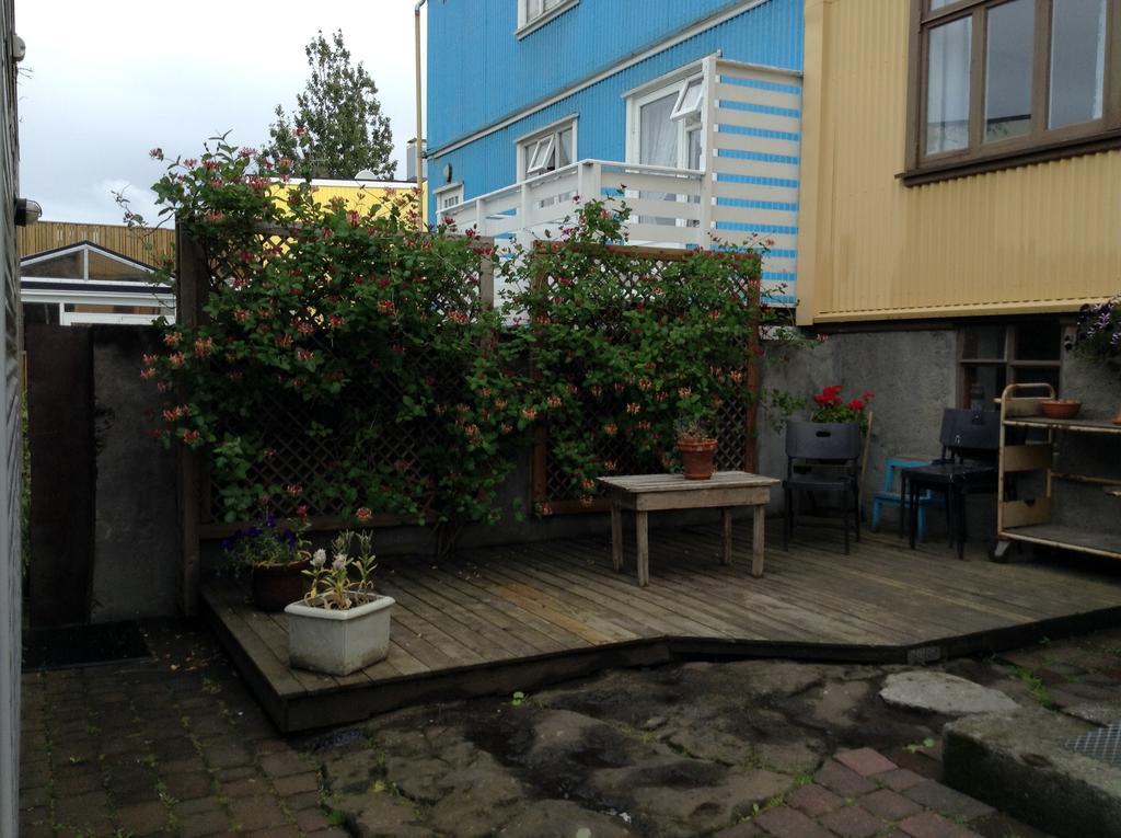 Felicia's Flat * Reikiavik
