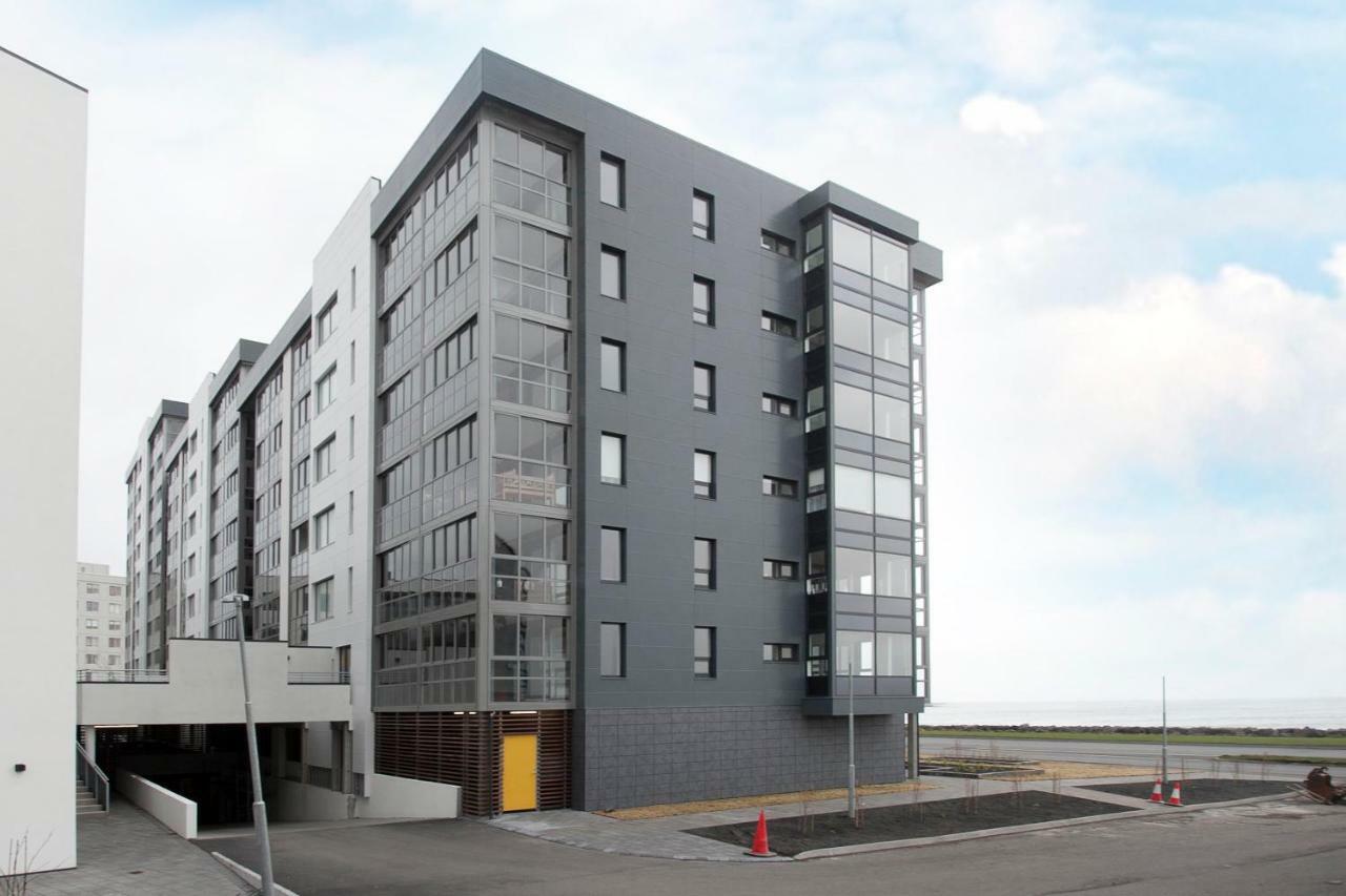 Ocean View Luxury In Reykjavik