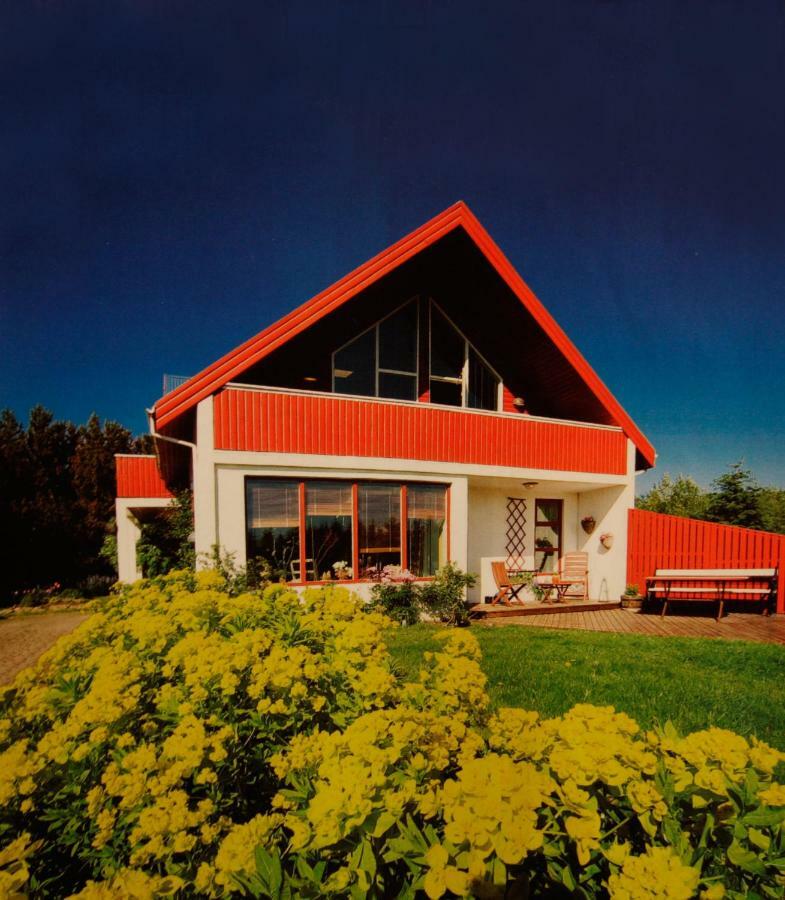 Homestay Ulfarsfellsvegur 20, 113 Rvk Birkihlid Reykjavik